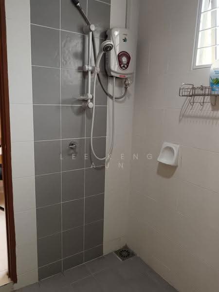 Rumah Teres 2-Tingkat untuk Disewa di Shah Alam (Selangor) - Lee Keng Aun - Bathroom - PropertyGuru.com.my