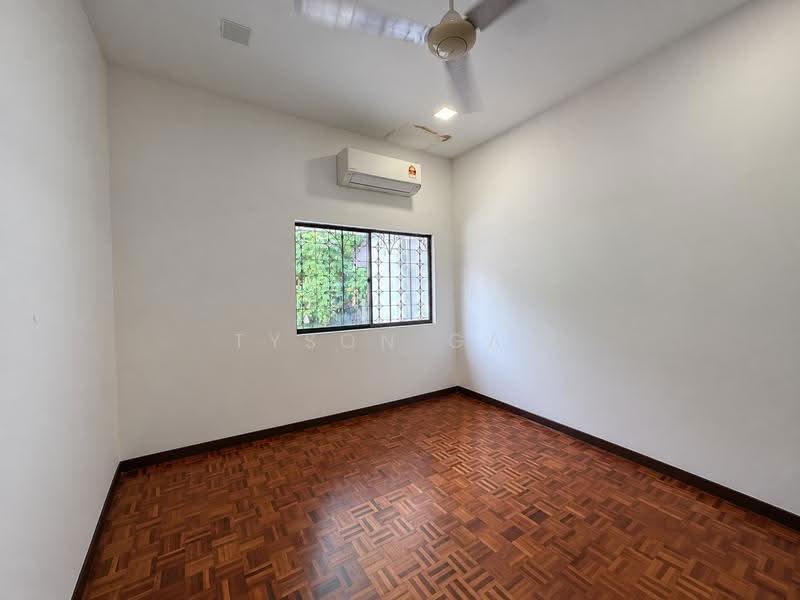 Semi-Detached House for Sale in Bukit Damansara (Damansara Heights) - Tyson Gan - Bedroom - PropertyGuru.com.my