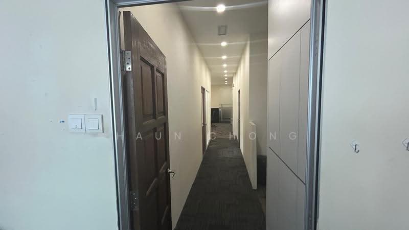Office for Rent in Puchong (Selangor) - Shaun Chong - Corridor - PropertyGuru.com.my