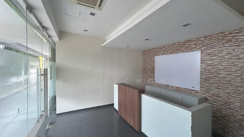 Office for Rent in Puchong (Selangor) - Shaun Chong - Entrance - PropertyGuru.com.my