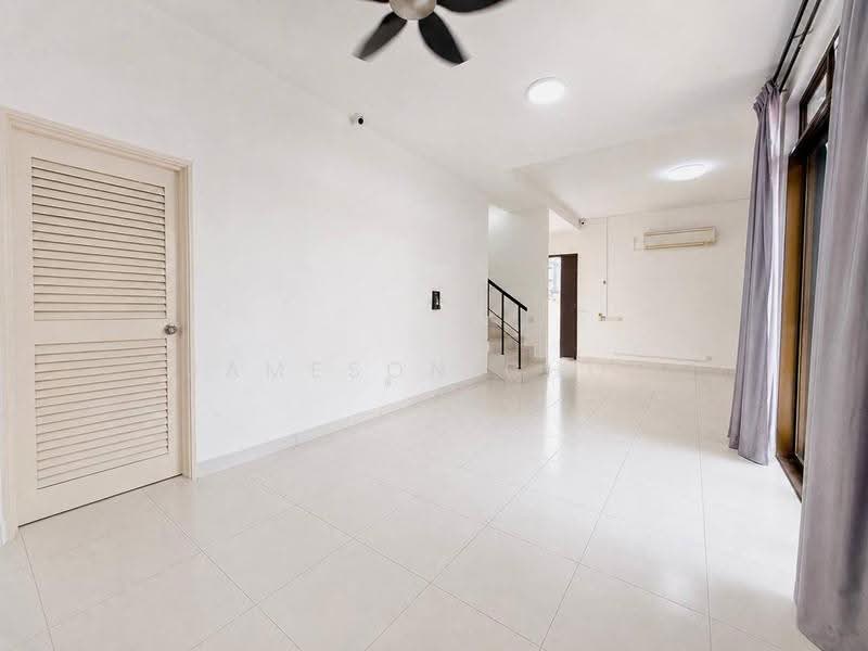 Rumah Kluster untuk Dijual di Setia Tropika (Johor Bahru) - Jameson Choo - Living Room - PropertyGuru.com.my
