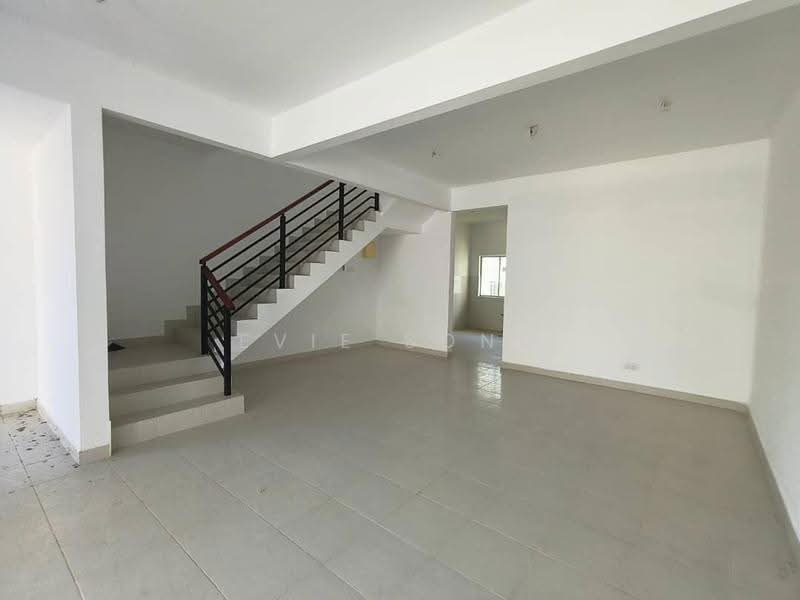 2-storey Terraced House for Sale in Pasir Gudang (Johor) - Evie Song - Interior - PropertyGuru.com.my