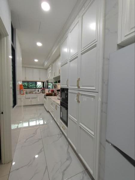 Bungalow House for Sale in Masai (Johor) - Alice Chia - Kitchen - PropertyGuru.com.my