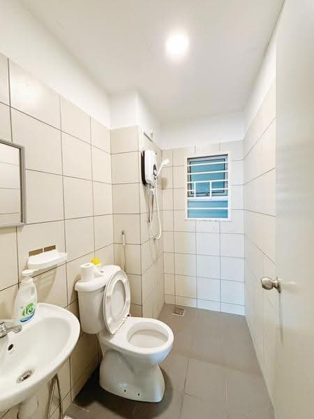 Kediaman Servis untuk Disewa di Nexus @ Kajang Station (Tower C) - Jeff Cheah - Bathroom - PropertyGuru.com.my
