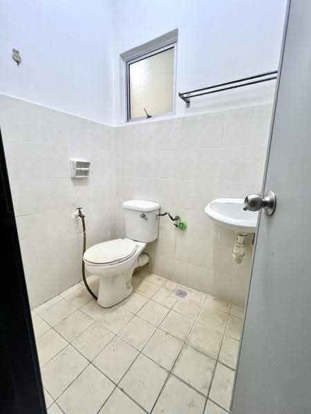 Rumah Teres 3-Tingkat untuk Dijual di Taman Selayang Mulia (Selayang) - Shafiq Amerudin - Bathroom - PropertyGuru.com.my