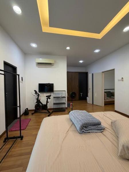 Rumah Kluster untuk Dijual di Taman Kempas Indah (Tebrau) - Shanel Tee - Bedroom - PropertyGuru.com.my