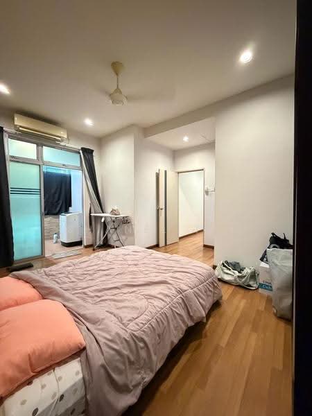 Rumah Kluster untuk Dijual di Taman Kempas Indah (Tebrau) - Shanel Tee - Bedroom - PropertyGuru.com.my