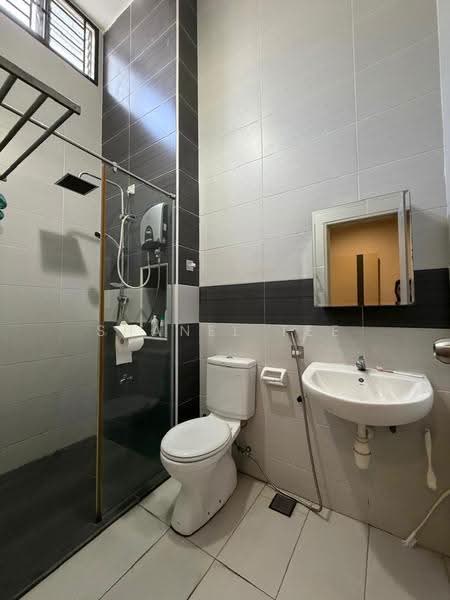 Rumah Kluster untuk Dijual di Taman Kempas Indah (Tebrau) - Shanel Tee - Bathroom - PropertyGuru.com.my