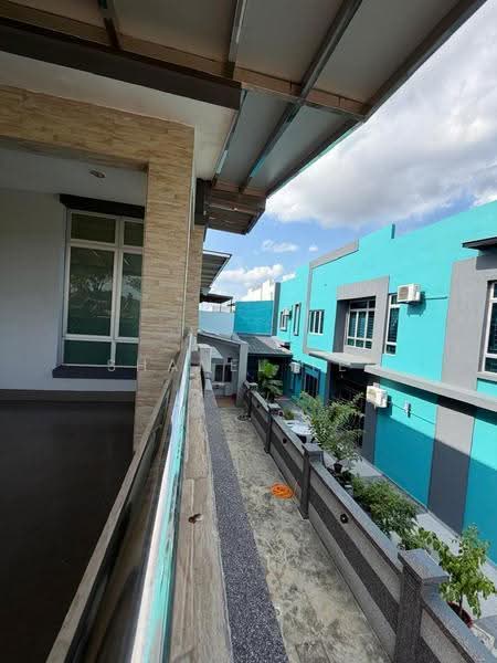 Cluster House for Rent in Taman Kempas Indah (Tebrau) - Shanel Tee - Exterior - PropertyGuru.com.my