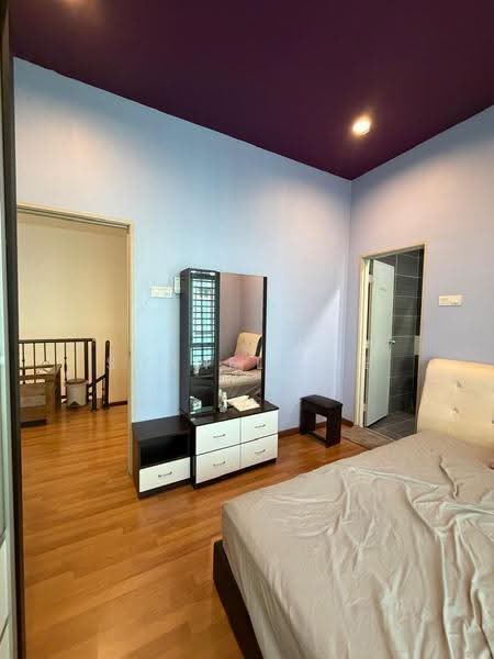 Cluster House for Rent in Taman Kempas Indah (Tebrau) - Shanel Tee - Bedroom - PropertyGuru.com.my