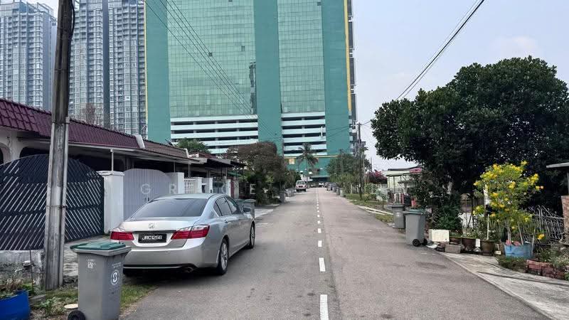 1-storey Terraced House for Rent in Johor Bahru (Johor) - Grace Chiew - Exterior - PropertyGuru.com.my