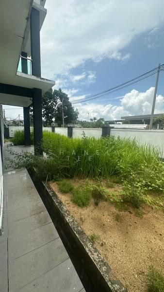 Rumah Teres 2-Tingkat untuk Dijual di Taman Sri Kluang (Kluang) - Shanel Tee - Exterior - PropertyGuru.com.my