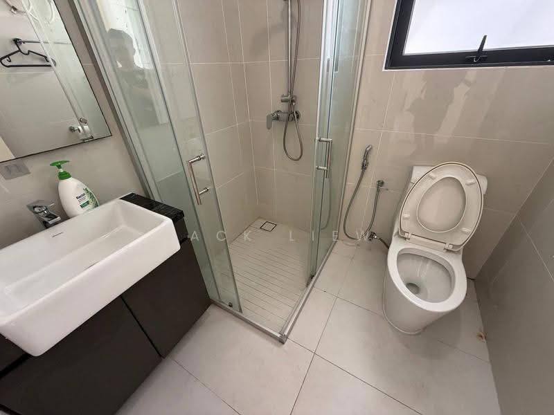 Condominium for Sale at Amberside @ Country Garden Danga Bay - Jack Liew - Bathroom - PropertyGuru.com.my