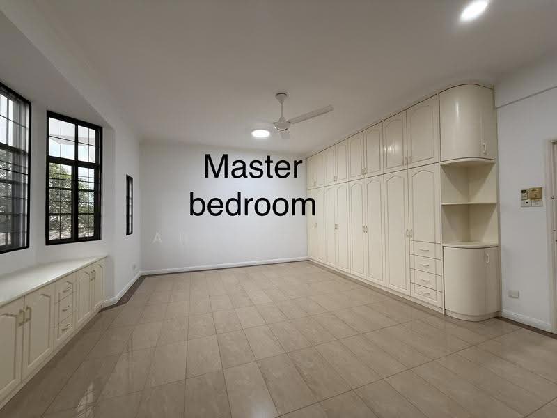 Semi-Detached House for Sale in Taman Kingfisher (Kota Kinabalu) - Ah Eng Tan - Master Bedroom - PropertyGuru.com.my