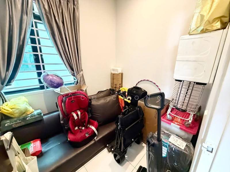 Kediaman Servis untuk Dijual di Sky Oasis Residence (Pangsapuri Oasis 1) - Nico Chong - Interior - PropertyGuru.com.my