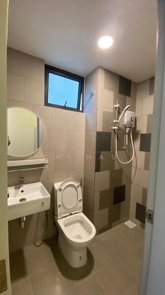 Service Residence for Rent at Helix2 @ PJ South - Chi Hau - Master Bathroom - PropertyGuru.com.my