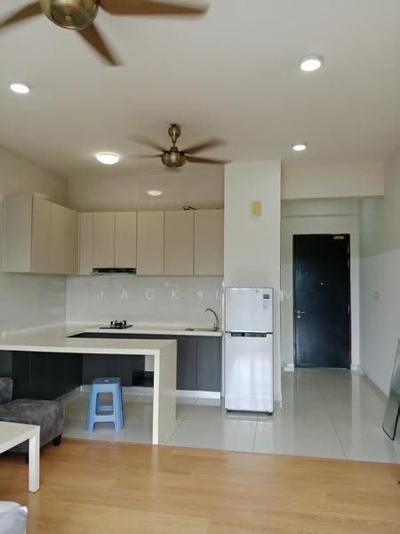 Condominium for Rent at Amberside @ Country Garden Danga Bay - Jack Liew - Kitchen - PropertyGuru.com.my