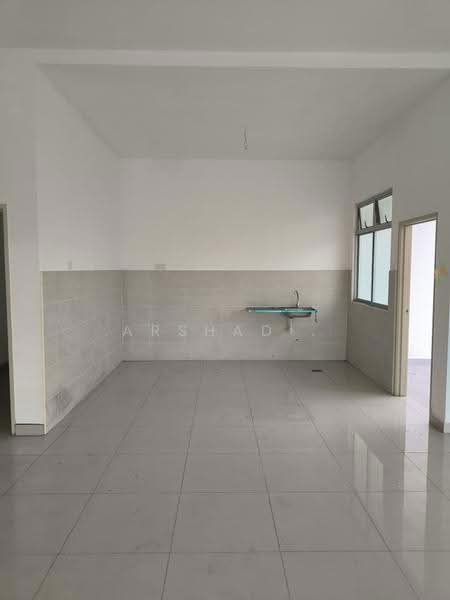 Cluster House for Sale in Iskandar Puteri (Nusajaya) (Johor) - Arshad . - Kitchen - PropertyGuru.com.my