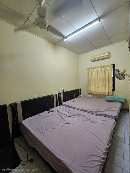 Rumah Teres 1-Tingkat untuk Dijual di Taman Puteri Wangsa (Ulu Tiram) - Ryon Teh - Bedroom - PropertyGuru.com.my