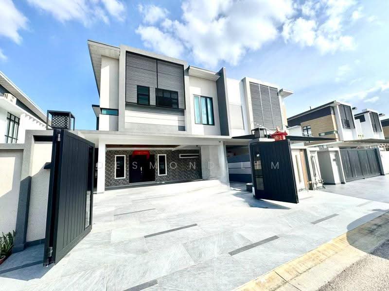 Semi-Detached House for Sale in Ulu Tiram (Johor) - Desmond Lim - Exterior - PropertyGuru.com.my