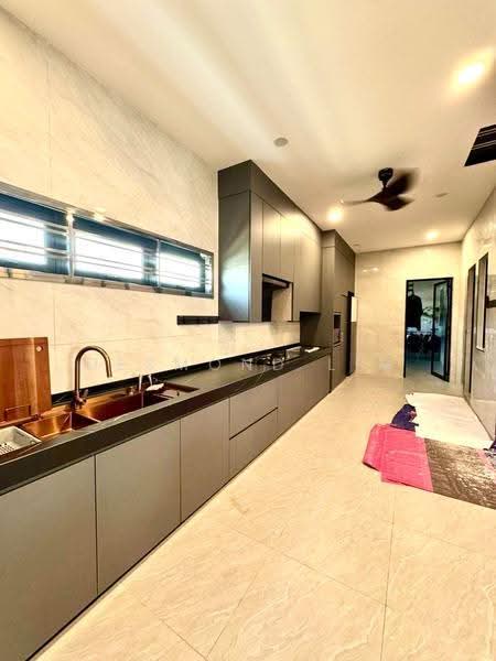 Semi-Detached House for Sale in Ulu Tiram (Johor) - Desmond Lim - Kitchen - PropertyGuru.com.my