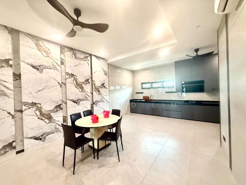 Semi-Detached House for Sale in Ulu Tiram (Johor) - Desmond Lim - Kitchen - PropertyGuru.com.my