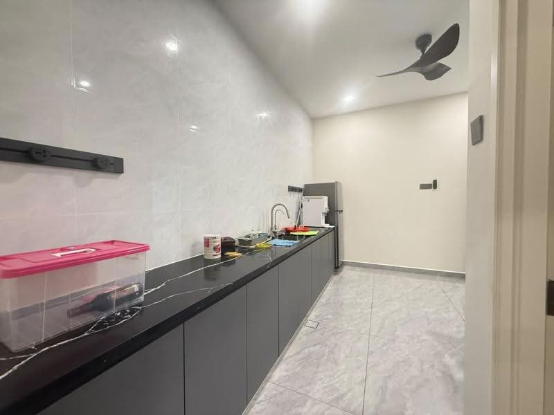 Semi-Detached House for Sale in Ulu Tiram (Johor) - Desmond Lim - Kitchen - PropertyGuru.com.my