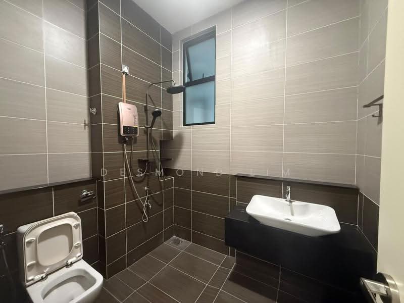 Semi-Detached House for Sale in Ulu Tiram (Johor) - Desmond Lim - Bathroom - PropertyGuru.com.my