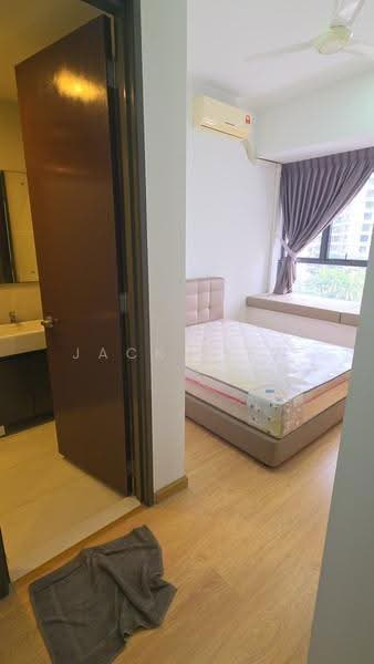 Condominium for Rent at Bay Laurel @ Country Garden Danga Bay - Jack Liew - Bedroom - PropertyGuru.com.my