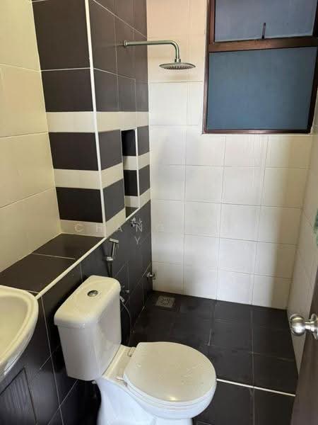 Apartment for Rent at Seri Austin Residence (Pangsapuri Seri Austin) - Chang Kai Yin - Bathroom - PropertyGuru.com.my