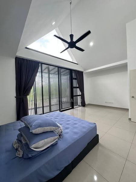 Rumah Teres 2-Tingkat untuk Dijual di Bandar Baru Permas Jaya (Permas Jaya) - Arshad . - Bedroom - PropertyGuru.com.my