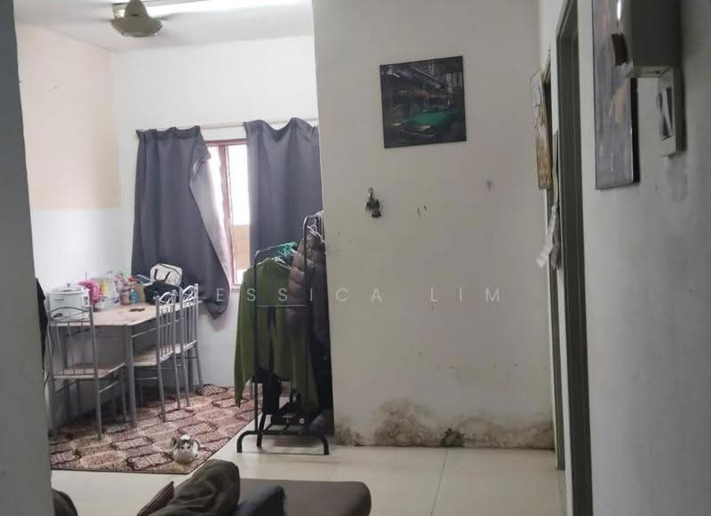 Flat for Sale at Mutiara Magna - Jessica Lim - Interior - PropertyGuru.com.my
