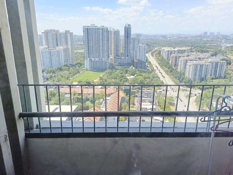 Kediaman Servis untuk Dijual di Tamarind Suites - Eric Cheah - View - PropertyGuru.com.my