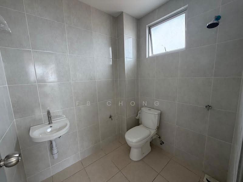 Rumah Teres 2-Tingkat untuk Dijual di Desa Pinggiran Bayu (Mantin) - FB Chong - Bathroom - PropertyGuru.com.my