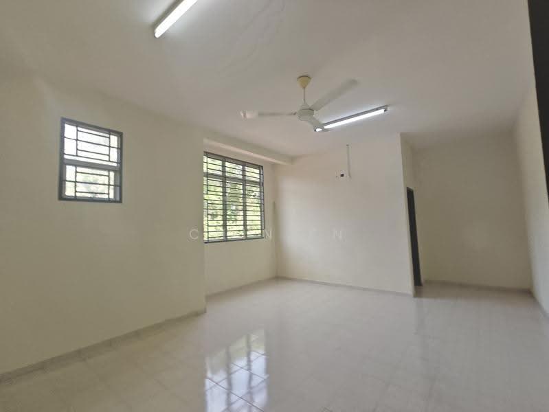 Rumah Teres 2-Tingkat untuk Dijual di Taman Sutera Wangi (Batu Berendam) - CHIN FN - Interior - PropertyGuru.com.my