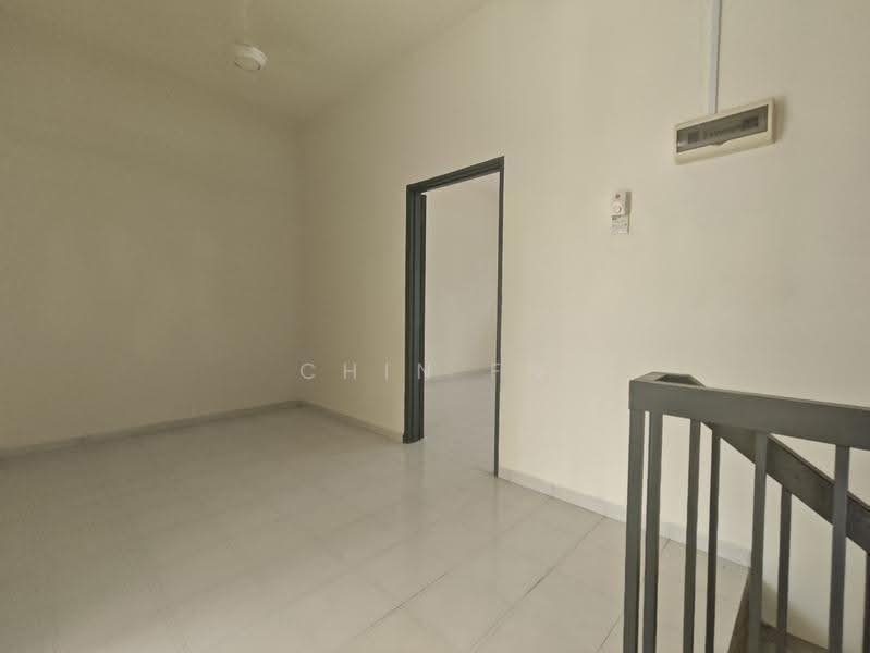 Rumah Teres 2-Tingkat untuk Dijual di Taman Sutera Wangi (Batu Berendam) - CHIN FN - Interior - PropertyGuru.com.my