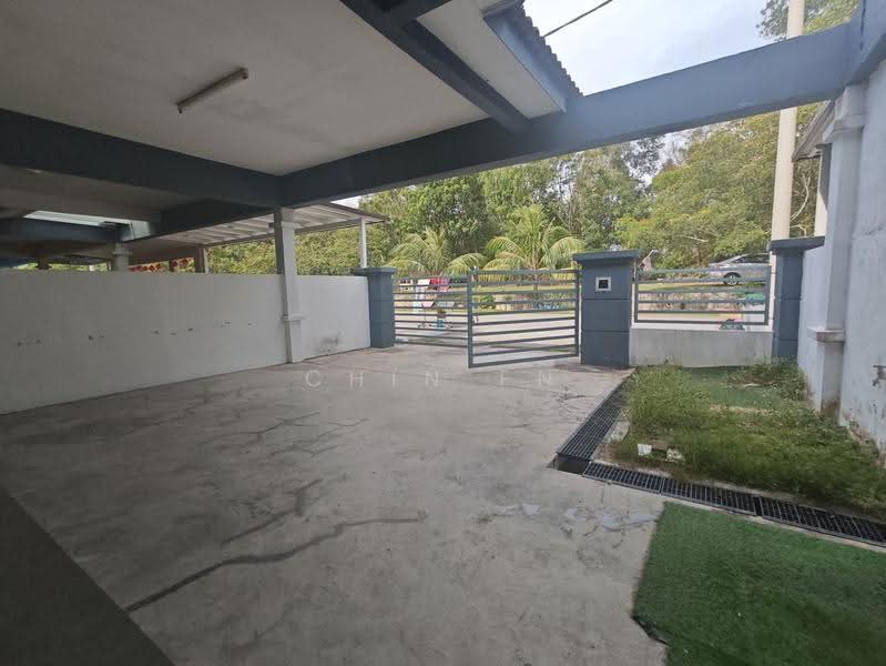 Rumah Teres 2-Tingkat untuk Dijual di Taman Sutera Wangi (Batu Berendam) - CHIN FN - Exterior - PropertyGuru.com.my