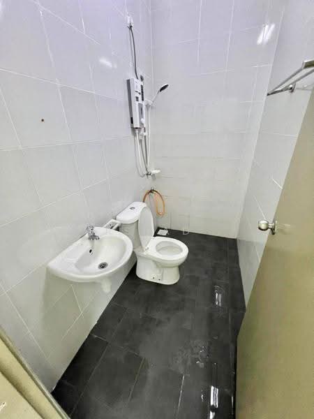 2-storey Terraced House for Sale in Pontian (Johor) - Arshad . - Bathroom - PropertyGuru.com.my