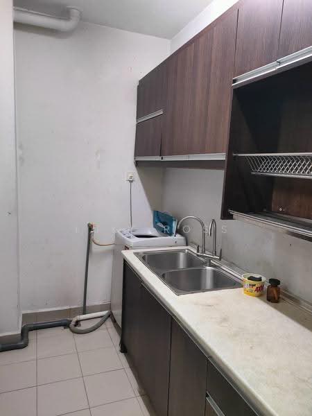 Apartment for Rent at Aman Puri Apartment - Luke Ross - Kitchen - PropertyGuru.com.my