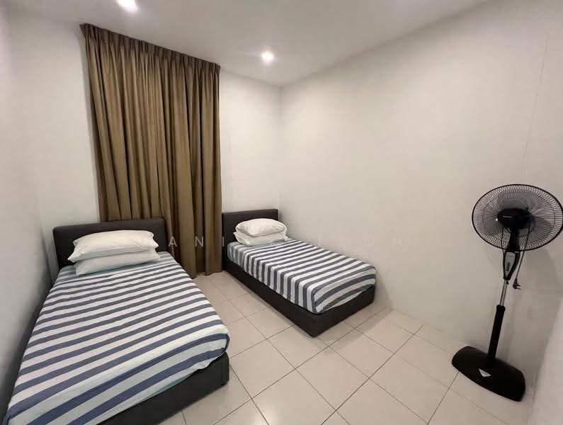 Condominium for Rent at 10 Island Resort - Danick Teoh - Bedroom - PropertyGuru.com.my