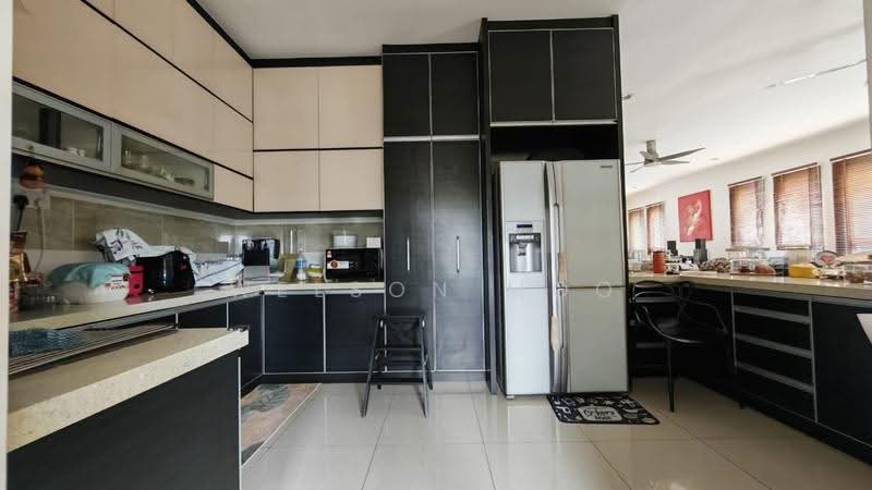 3-storey Terraced House for Sale in Taman Melawati (Ulu Kelang) - Welson Moo - Kitchen - PropertyGuru.com.my
