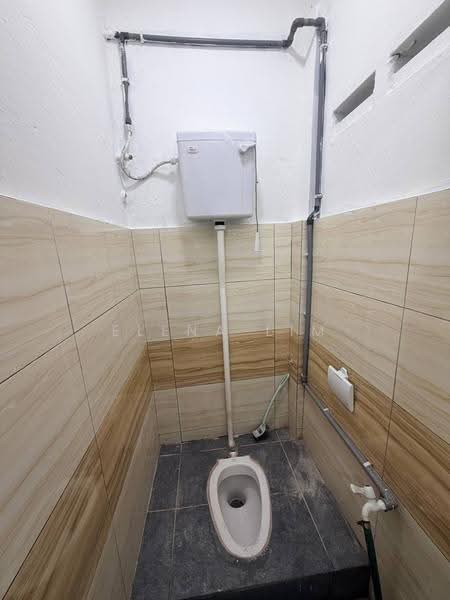 Rumah Teres 2-Tingkat untuk Dijual di Permas Jaya (Johor Bahru) - Elena Lim - Bathroom - PropertyGuru.com.my
