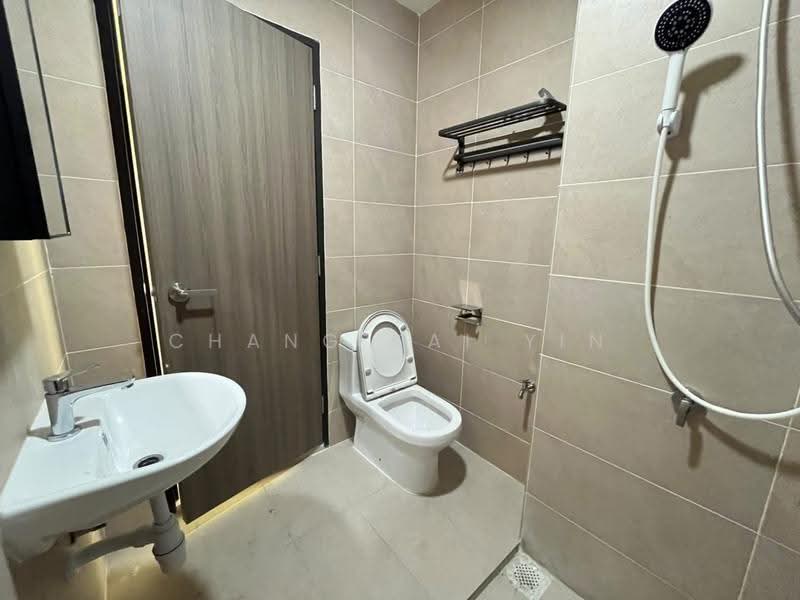 Service Residence for Rent at Pandan Heights (Residensi Pandan 3) - Chang Kai Yin - Bathroom - PropertyGuru.com.my