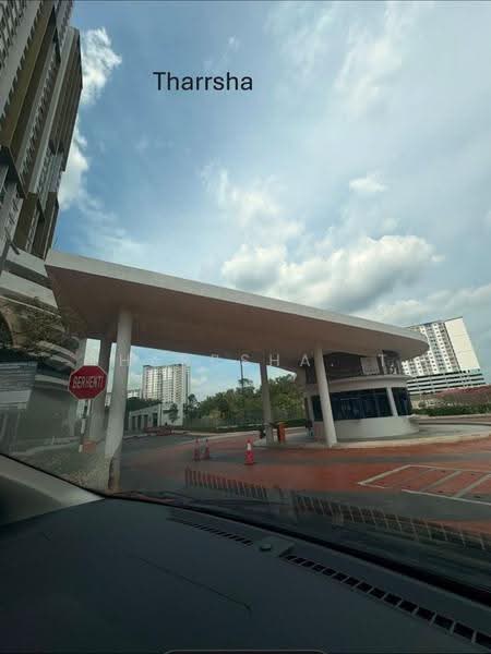 Kondominium untuk Dijual di Topaz Residence - Tharrsha. T - Exterior - PropertyGuru.com.my