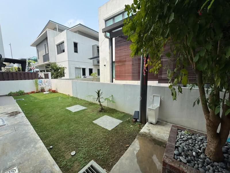 Rumah Berkembar untuk Dijual di D'Island (Puchong) - Kelvin Pook - Exterior - PropertyGuru.com.my