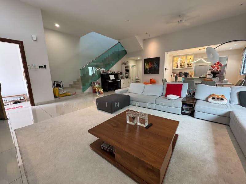 Rumah Berkembar untuk Dijual di D'Island (Puchong) - Kelvin Pook - Living Room - PropertyGuru.com.my