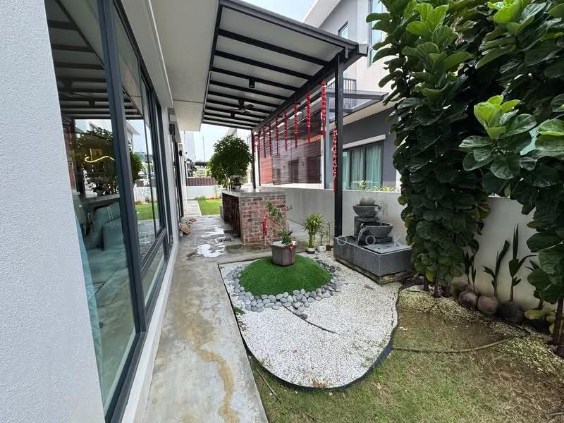 Rumah Berkembar untuk Dijual di D'Island (Puchong) - Kelvin Pook - Exterior - PropertyGuru.com.my