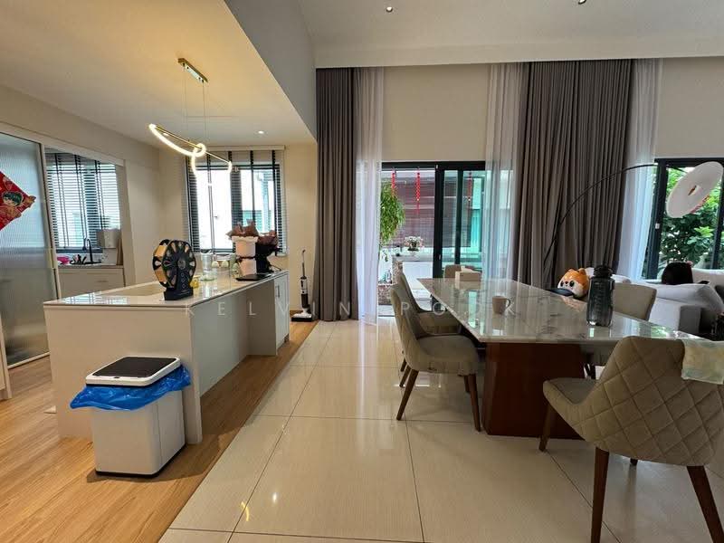 Rumah Berkembar untuk Dijual di D'Island (Puchong) - Kelvin Pook - Kitchen - PropertyGuru.com.my