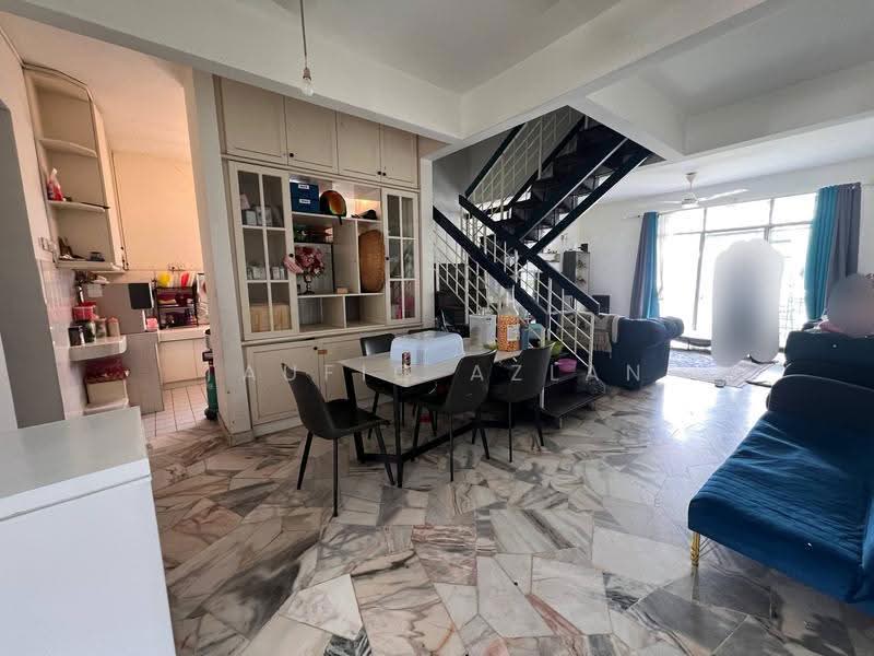2-storey Terraced House for Sale in Ampang Jaya (Ampang) - Taufiq Azlan - Kitchen - PropertyGuru.com.my