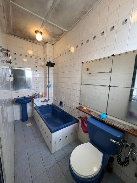 2-storey Terraced House for Sale in Ampang Jaya (Ampang) - Taufiq Azlan - Bathroom - PropertyGuru.com.my